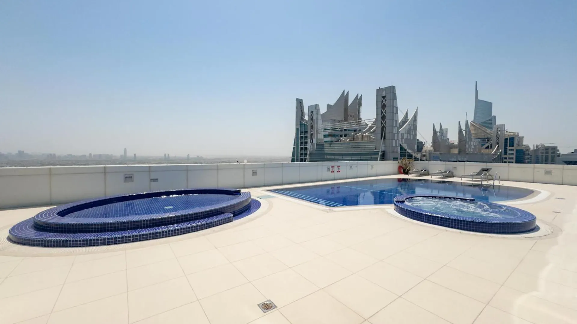 Cozy Studio Apartment In Saba 3 Dubai