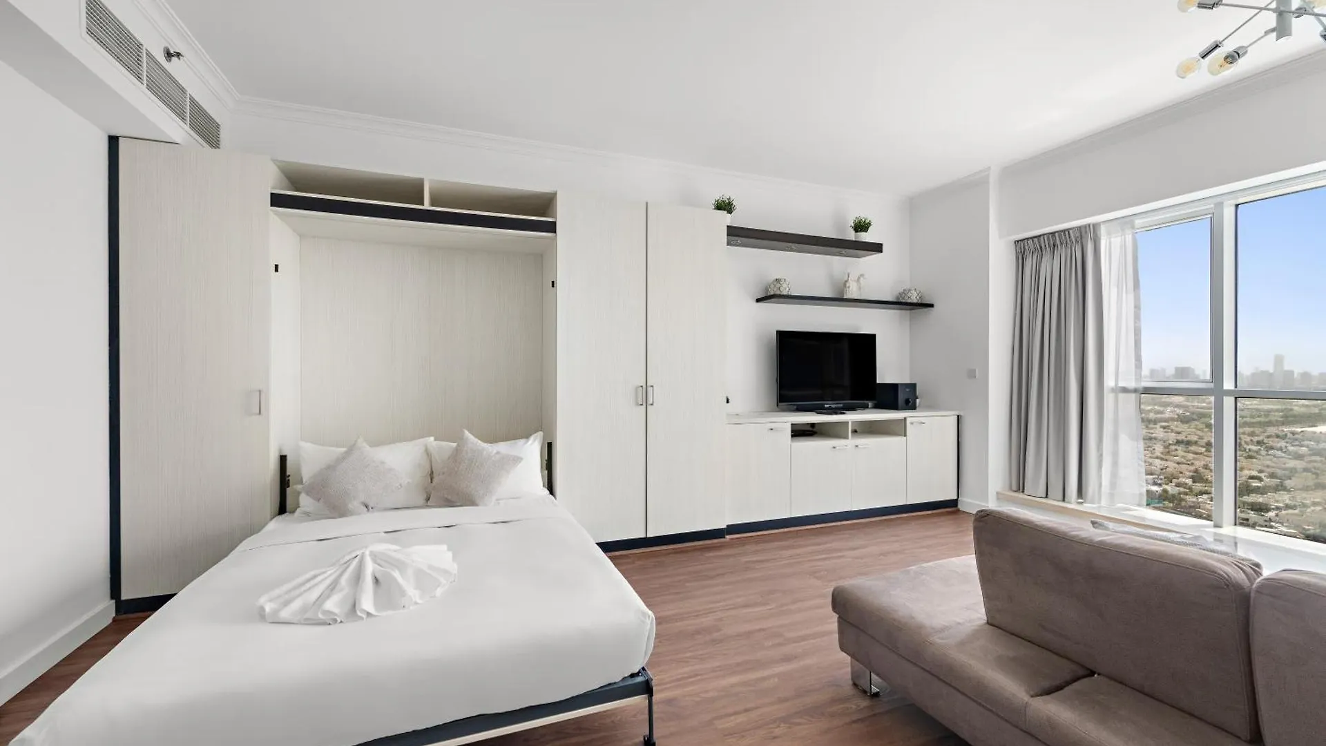 Cozy Studio Apartment In Saba 3 Dubai United Arab Emirates